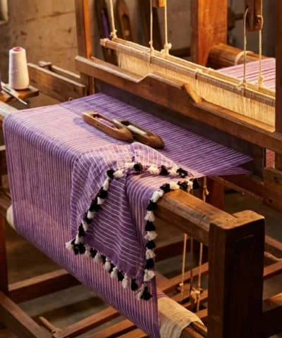 Handloom Mulmul Striped Saree — Lavender — detail view