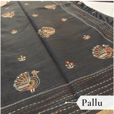 Khadi Embroidered Saree Bottle Green — view 4 | TARINÉ
