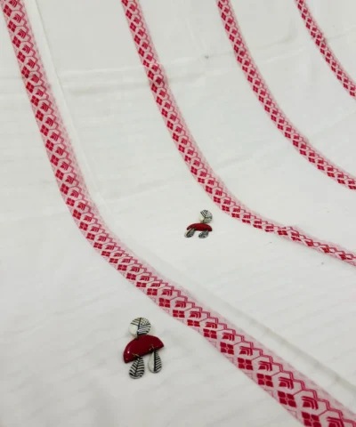 Handloom Bengal Cotton Jamdani Saree — White and Red — border and pallu