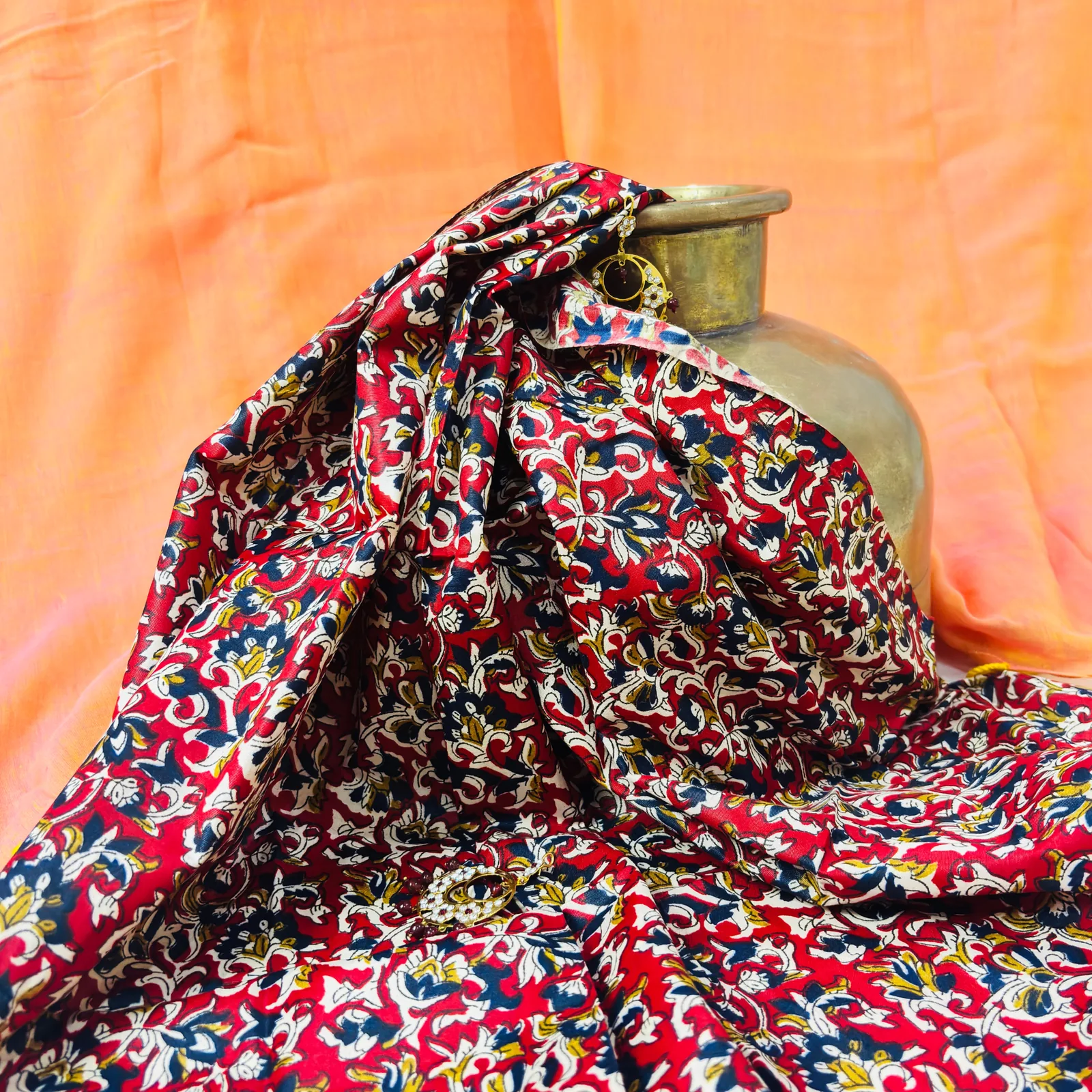 Handloom Plain Mulmul Saree — Orange — detail view