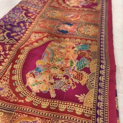 Viscose Banna-Banni Print Saree — Magenta & Purple — drape view