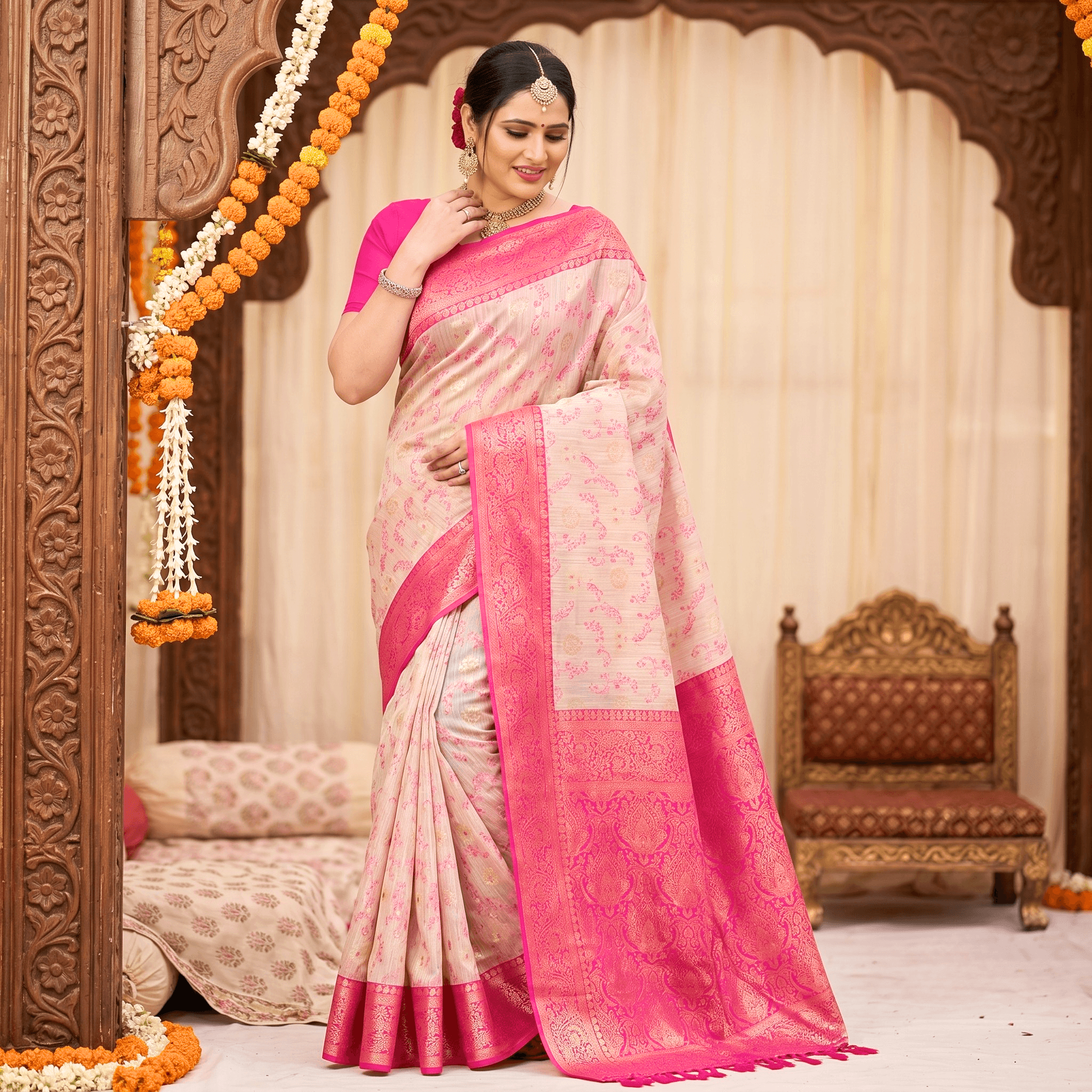 Cotton Geometric Bel Woven Saree — Rani Pink